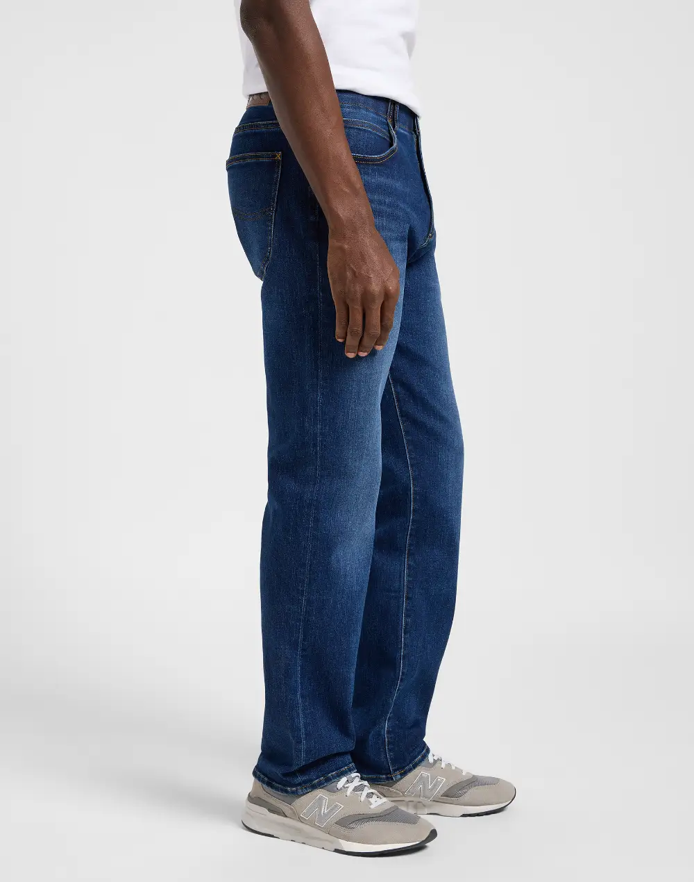 ג'ינס בגזרת STRAIGHT – תמונה 4