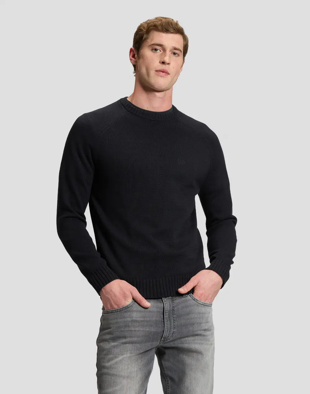 סוודר Raglan