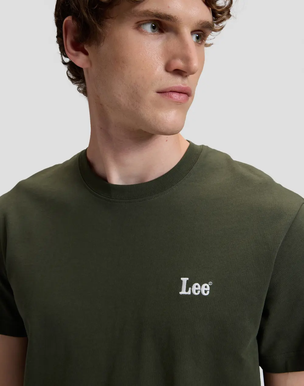 טי שירט עם לוגו Lee קטן – תמונה 5