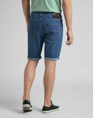מכנסי ג’ינס קצרים