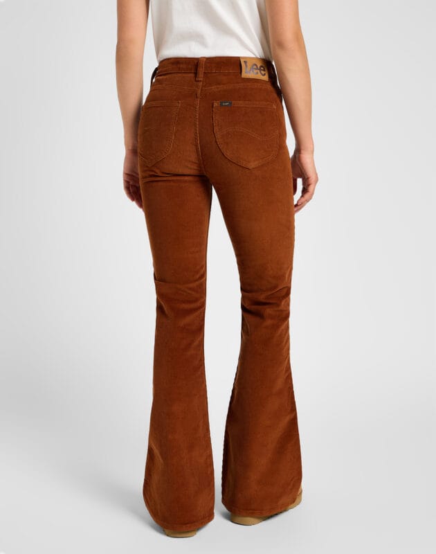 ג’ינס Breese בגזרת Skinny Bootcut