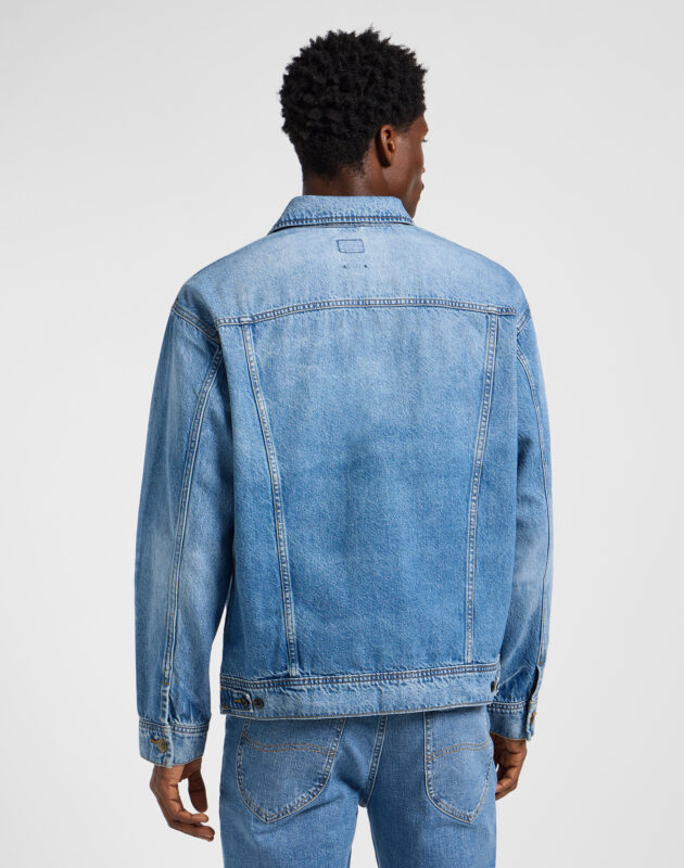 ג'קט ג'ינס Rider בגזרת משוחררת