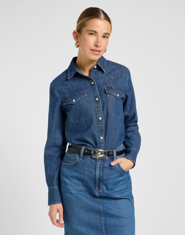 חגורה בצבע שחור