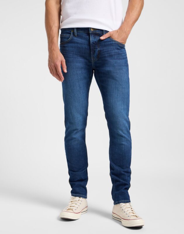 ג'ינס LUKE בגזרת TAPERED