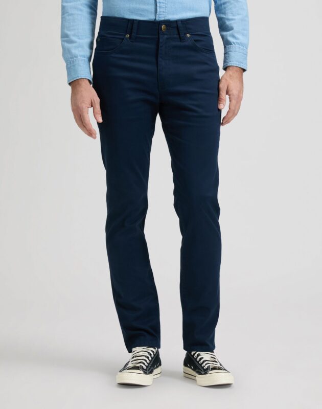 ג'ינס SLIM FIT MVP בגזרת STRAIGHT