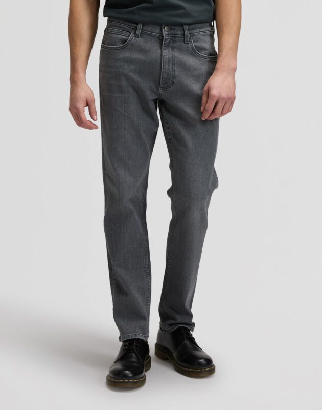 ג'ינס DAREN בגזרת STRAIGHT