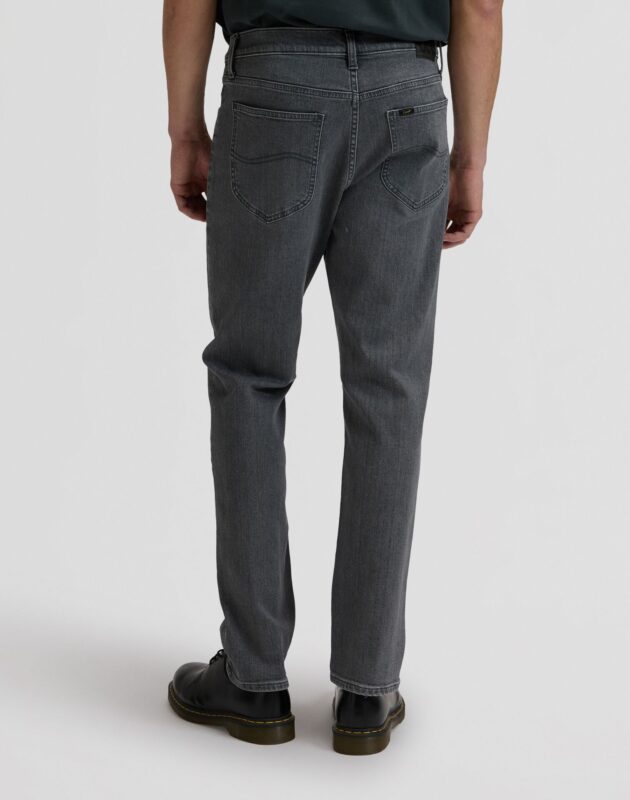 ג'ינס DAREN בגזרת STRAIGHT