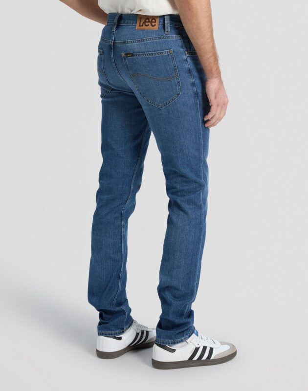 ג'ינס LUKE בגזרת TAPERED