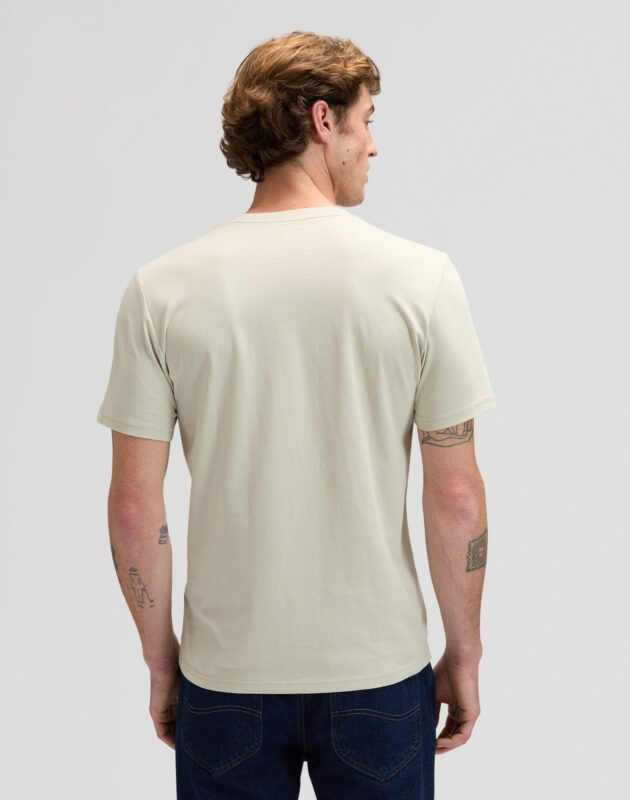 טי שירט לוגו קצרה