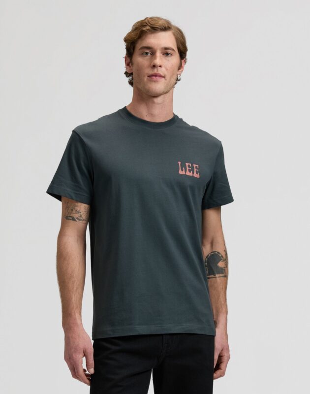 טי שירט קצרה