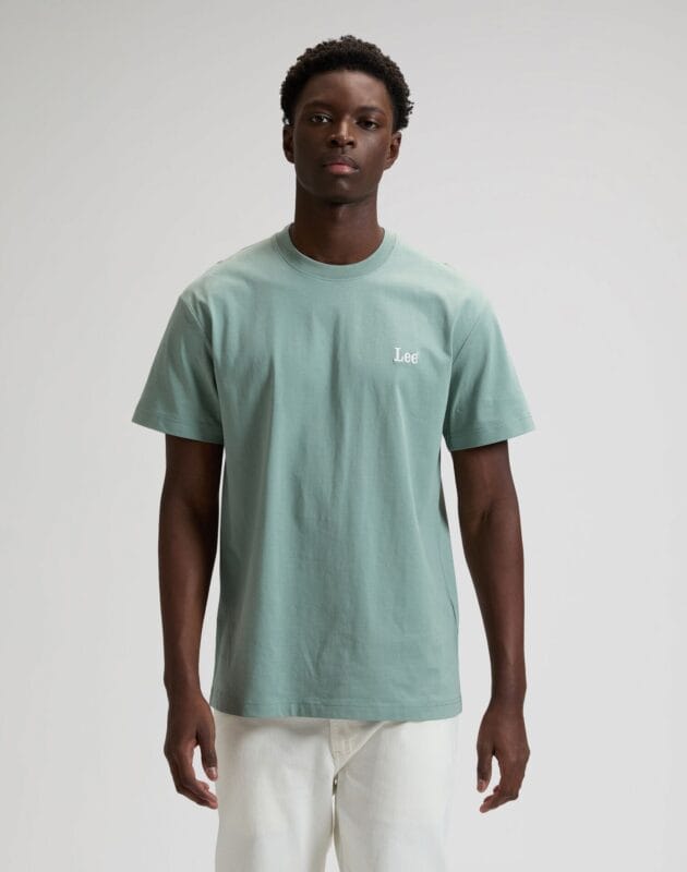 טי שירט לוגו קצרה