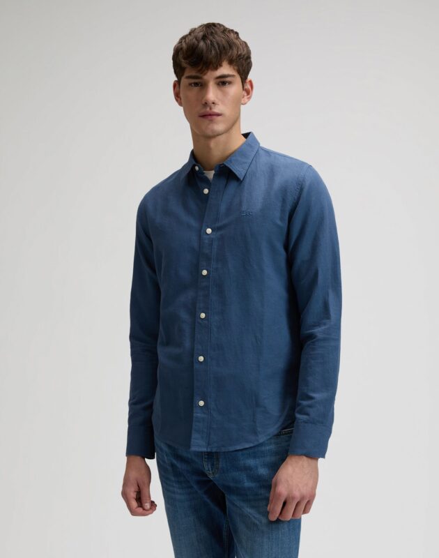 חולצה מכופתרת