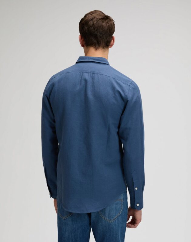 חולצה מכופתרת