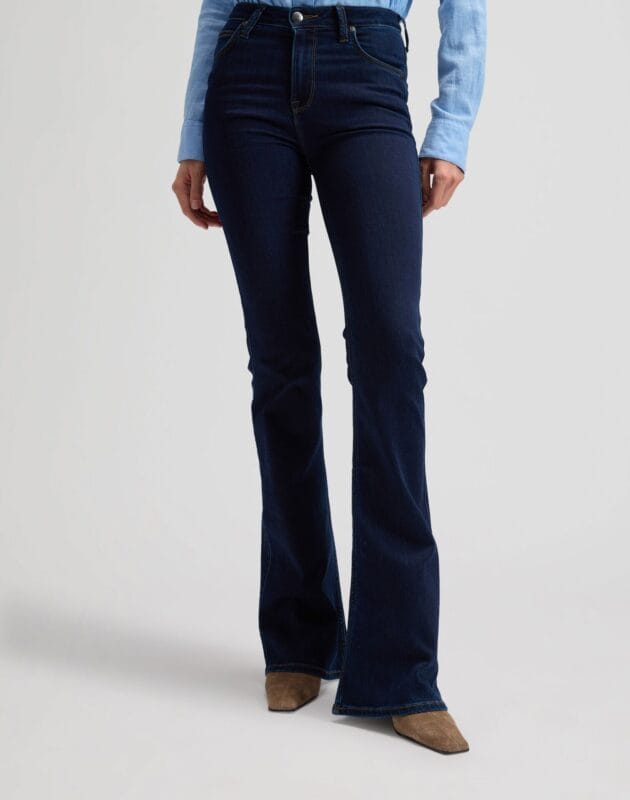 ג'ינס BREESE בגזרת FLARE