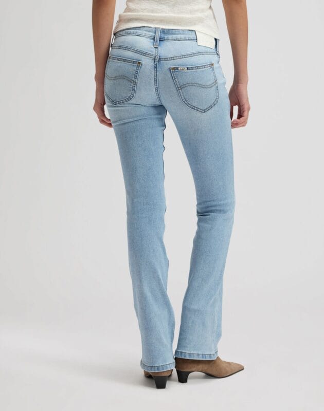 ג'ינס JESSICA בגזרת BOOTCUT