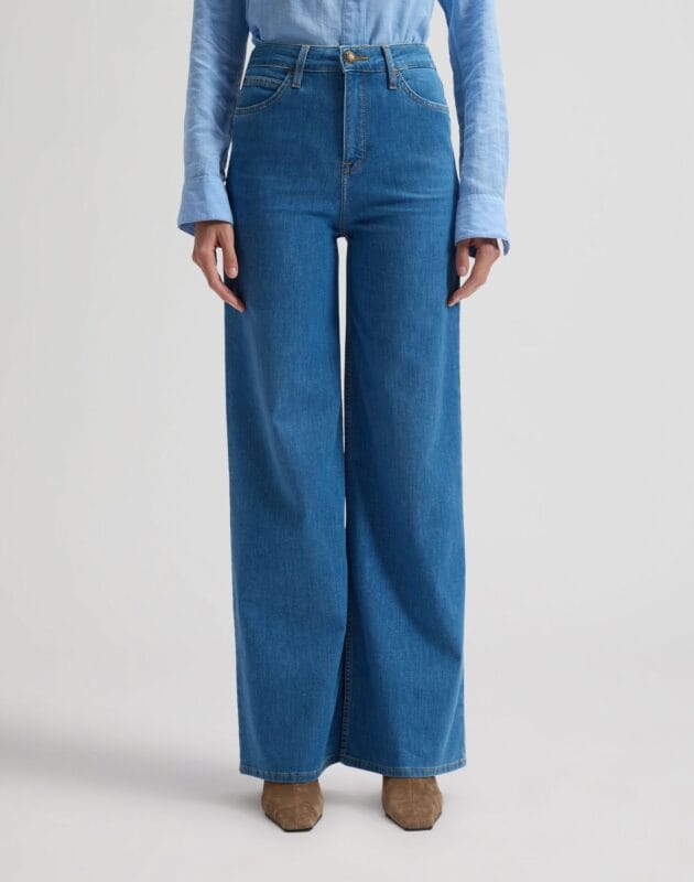 ג'ינס STELLA בגזרת WIDE LEG