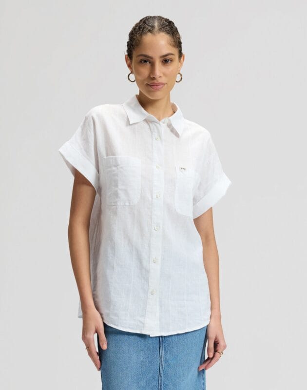 חולצה קצרה מכופתרת