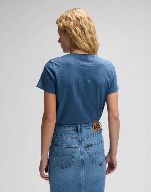 טי שירט קצרה