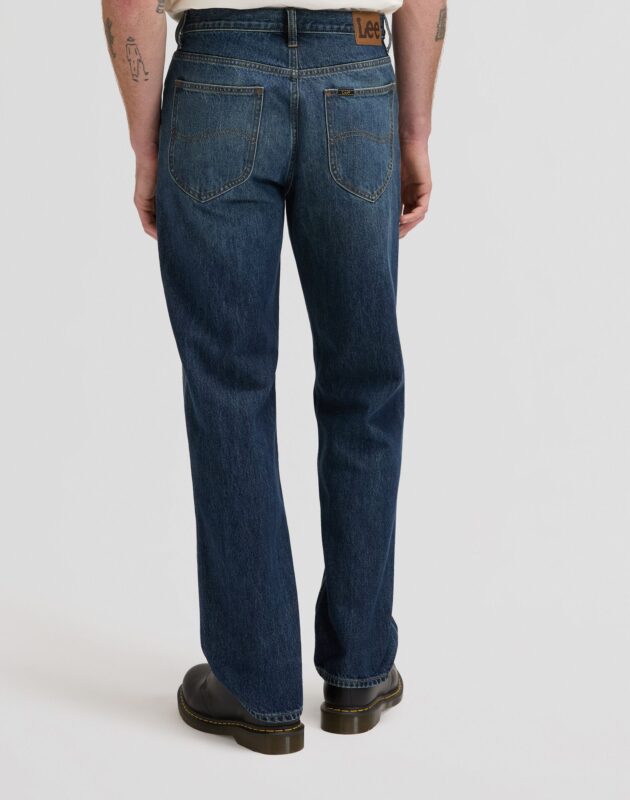 ג'ינס HADEN בגזרת STRAIGHT