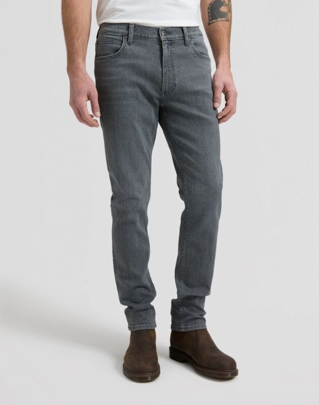 ג'ינס LUKE בגזרת TAPERED