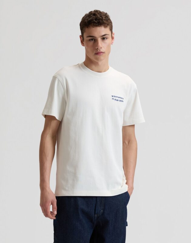 טי שירט קצרה